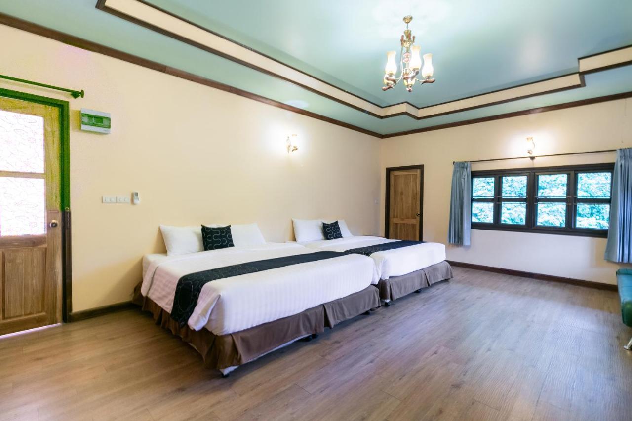 Capital O 1110 Khaoyai Cowboy City Resort หมูสี ภายนอก รูปภาพ