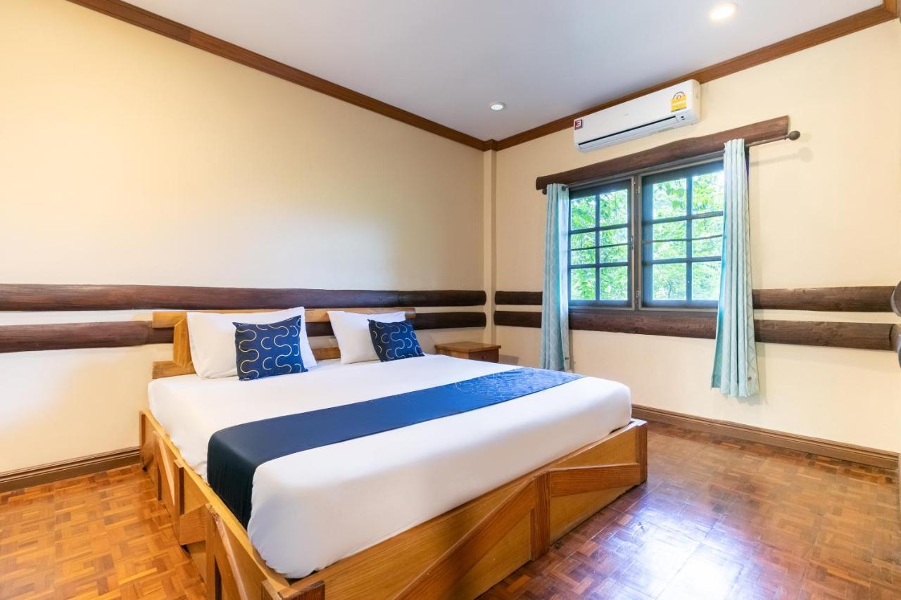 Capital O 1110 Khaoyai Cowboy City Resort หมูสี ภายนอก รูปภาพ