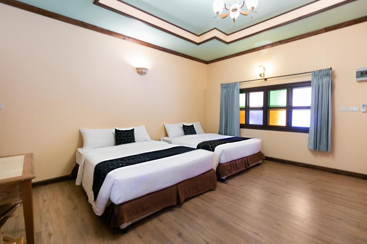 Capital O 1110 Khaoyai Cowboy City Resort หมูสี ภายนอก รูปภาพ